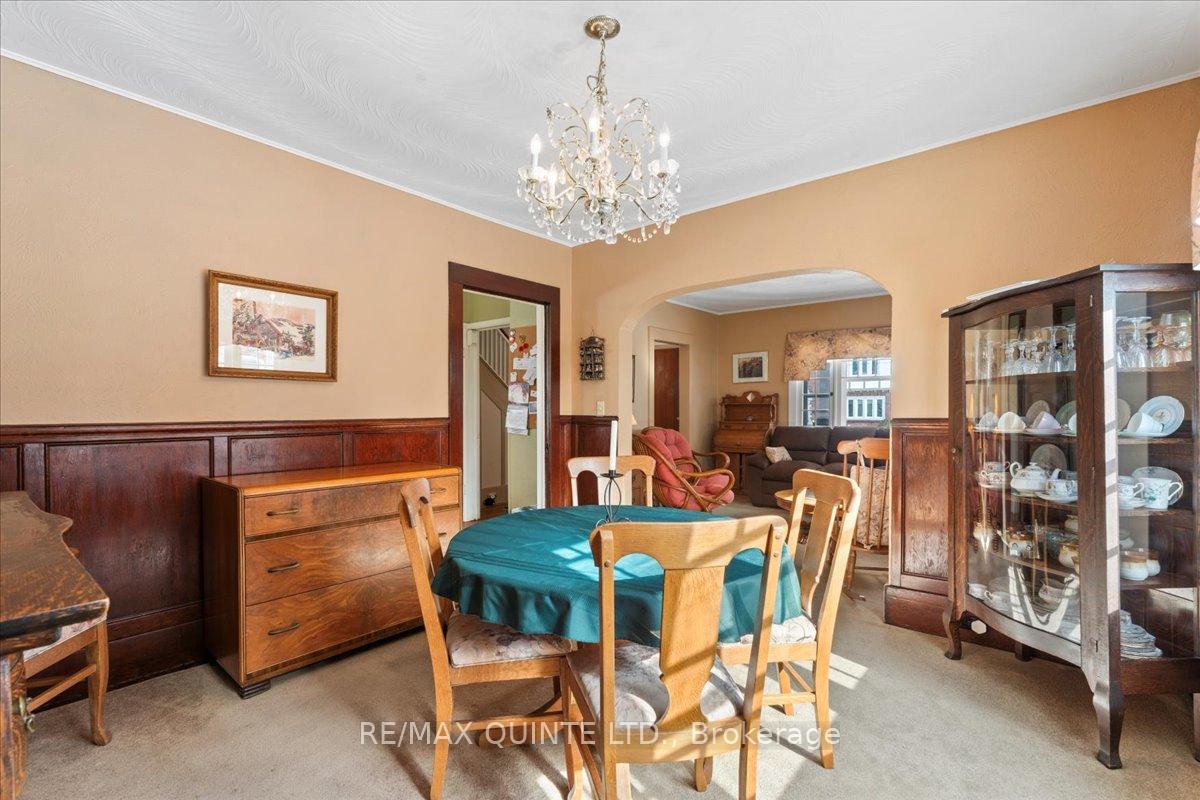 Photo 14 of 216 Foster Avenue, Belleville, Belleville Ward — HOMEH
