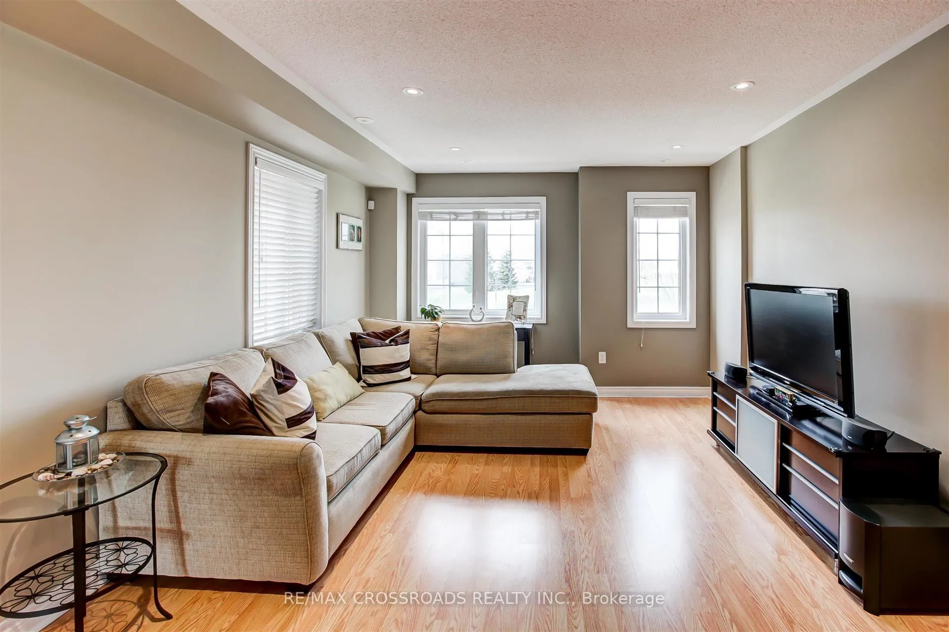 Photo 9 of 2626 Bur Oak Avenue, Markham, Cornell — HOMEH