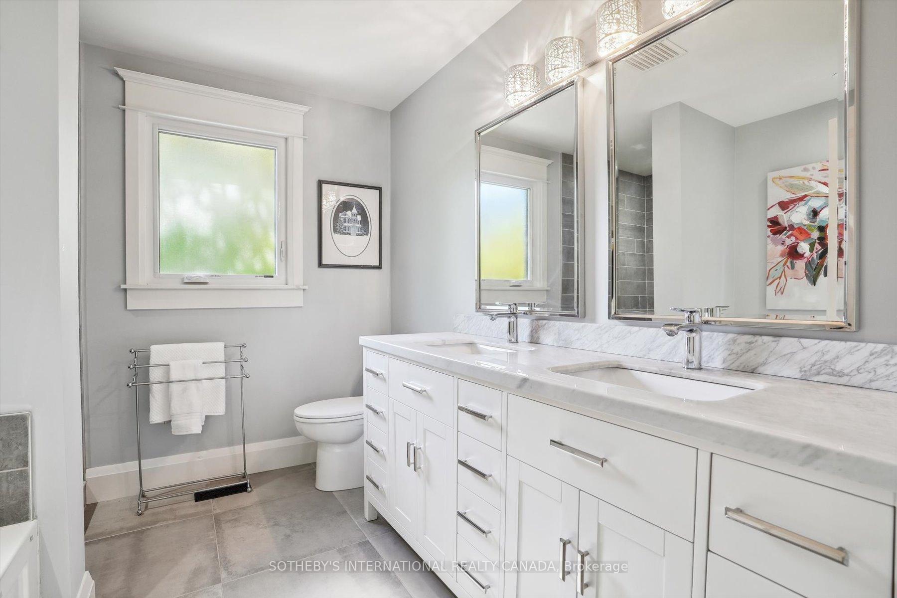 Photo 43 of 1662 Roundleaf Court, Burlington, Tyandaga — HOMEH