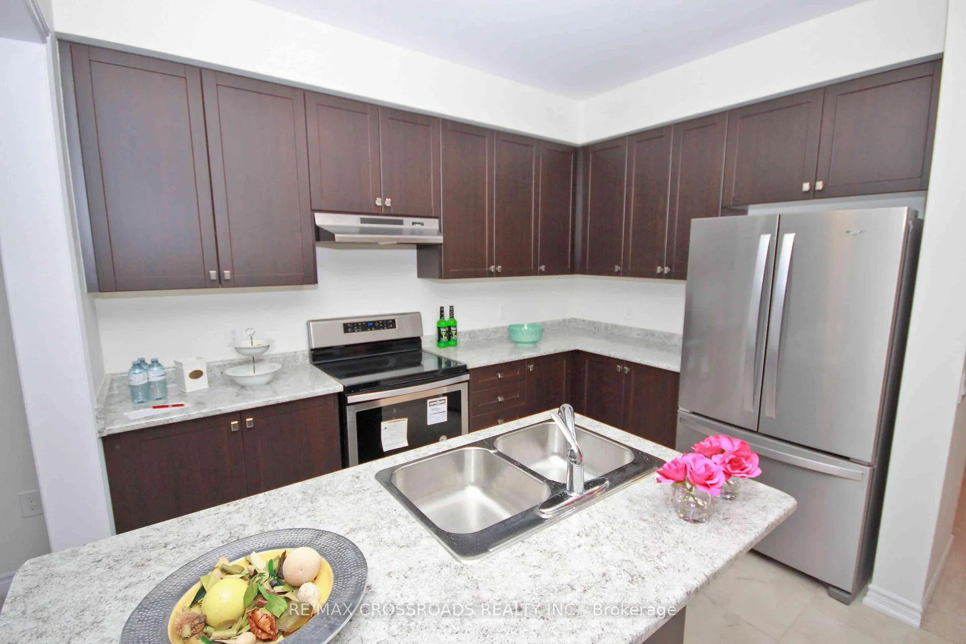 Photo 6 of 2370 Usman Road, Pickering, Brock Ridge — HOMEH