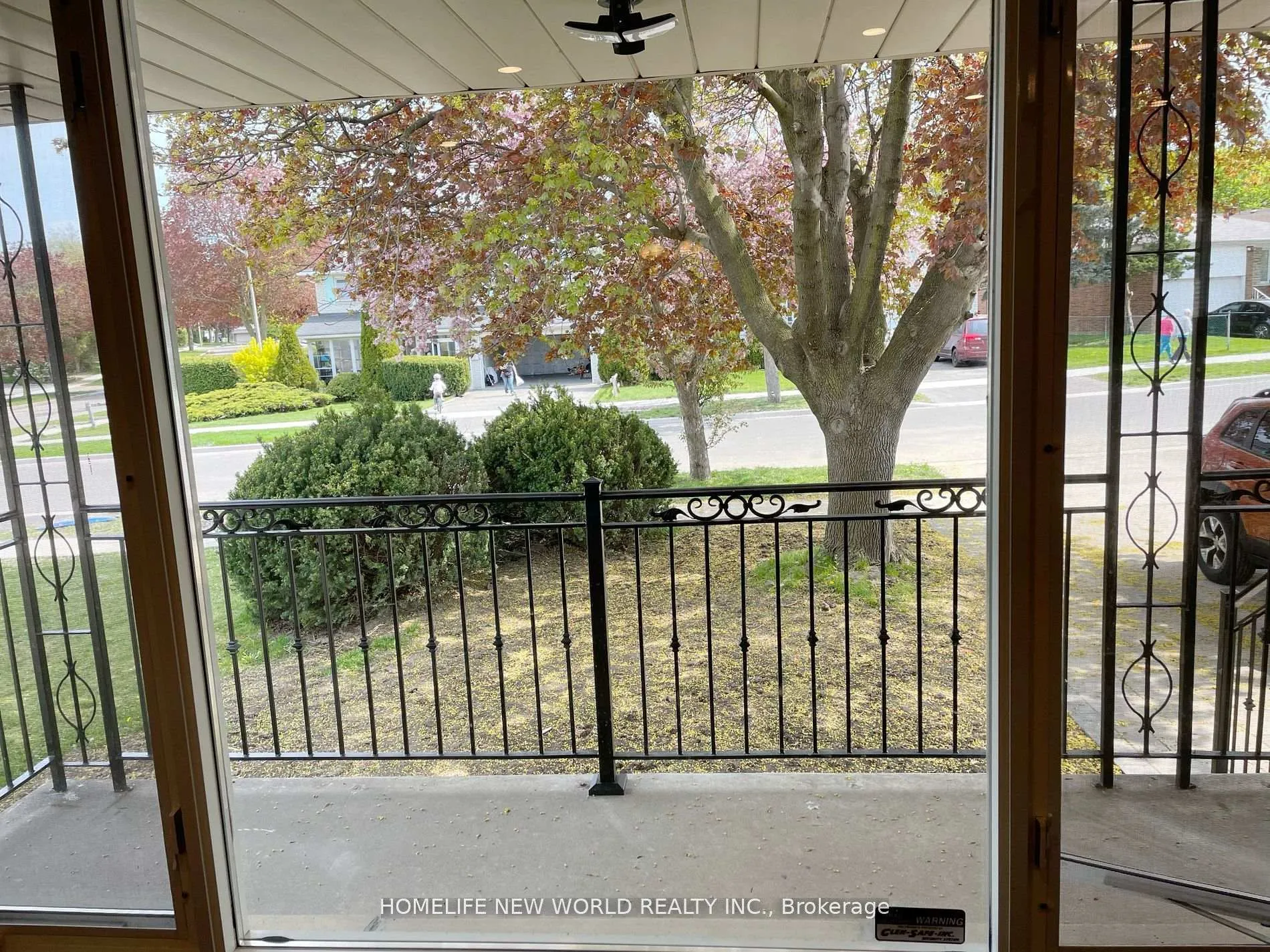 Front of Unit Upper, 120 Clansman Boulevard