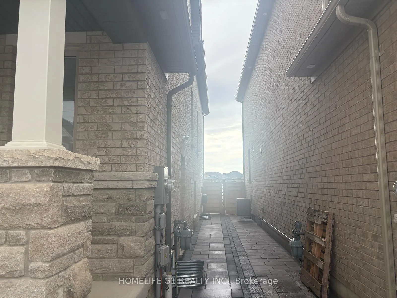 Photo 2 of 35 Soltys Drive, Whitby, Rural Whitby — HOMEH