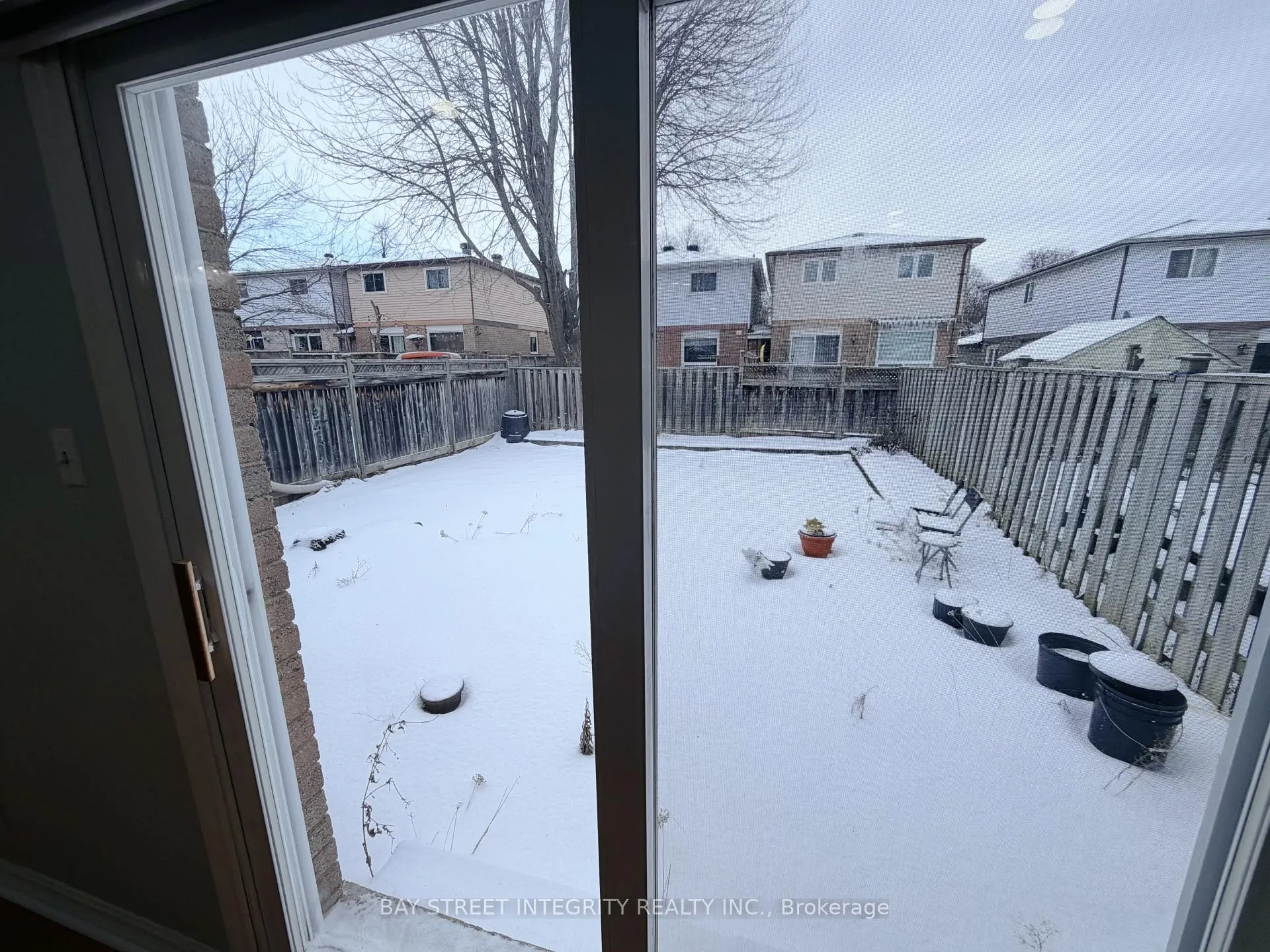 Photo 6 of 35 Raleigh Crescent, Markham, Markville — HOMEH