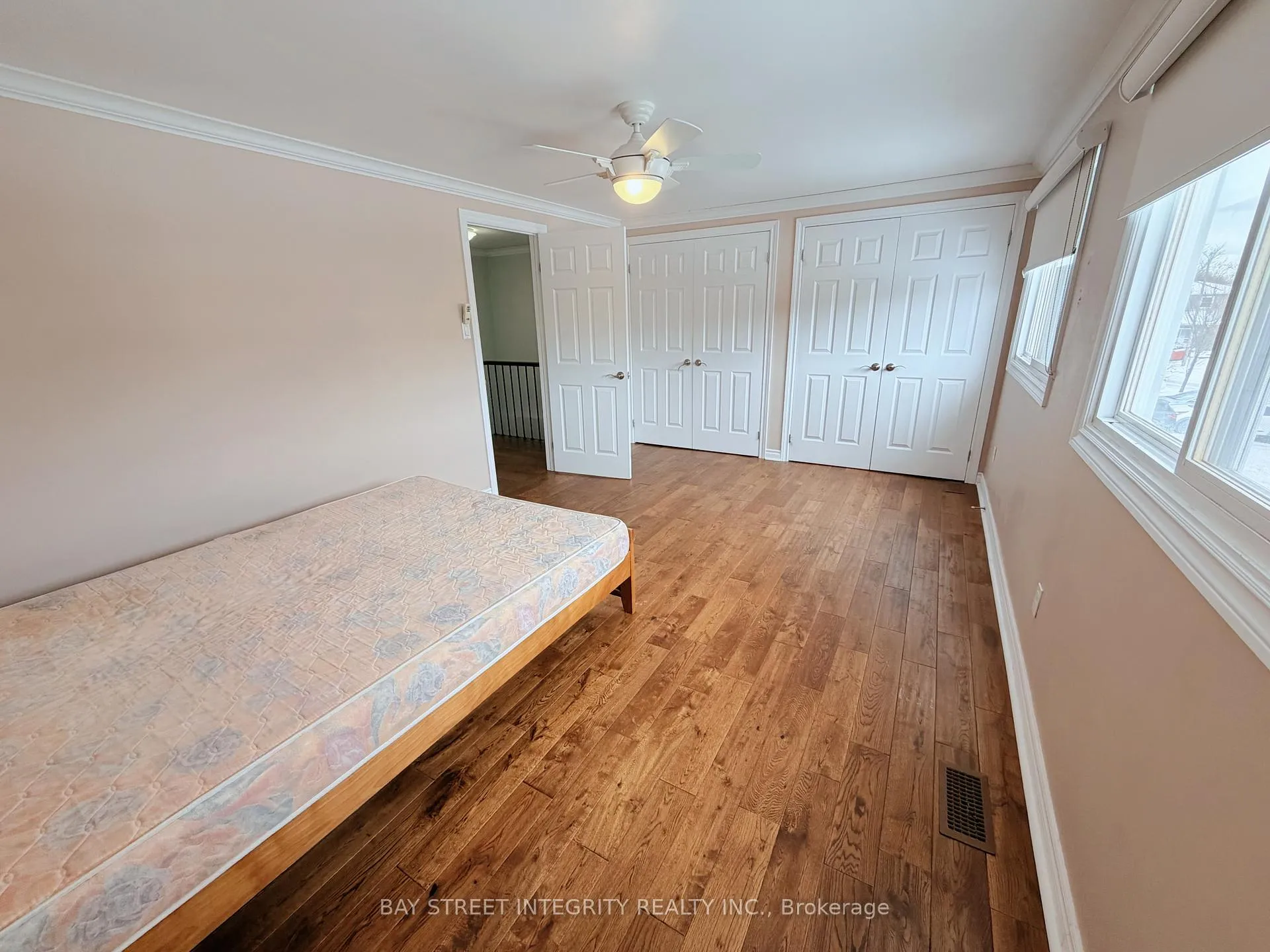 Photo 7 of 35 Raleigh Crescent, Markham, Markville — HOMEH