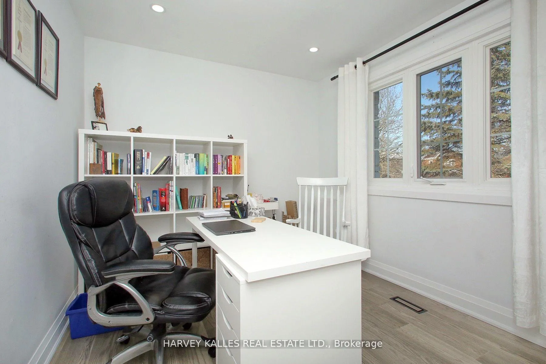 Photo 10 of 58 Lensmith Drive, Aurora, Aurora Highlands — HOMEH