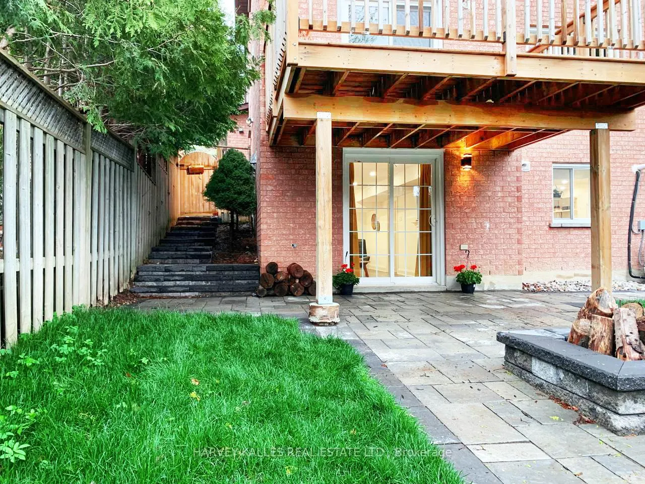 Photo 37 of 58 Lensmith Drive, Aurora, Aurora Highlands — HOMEH