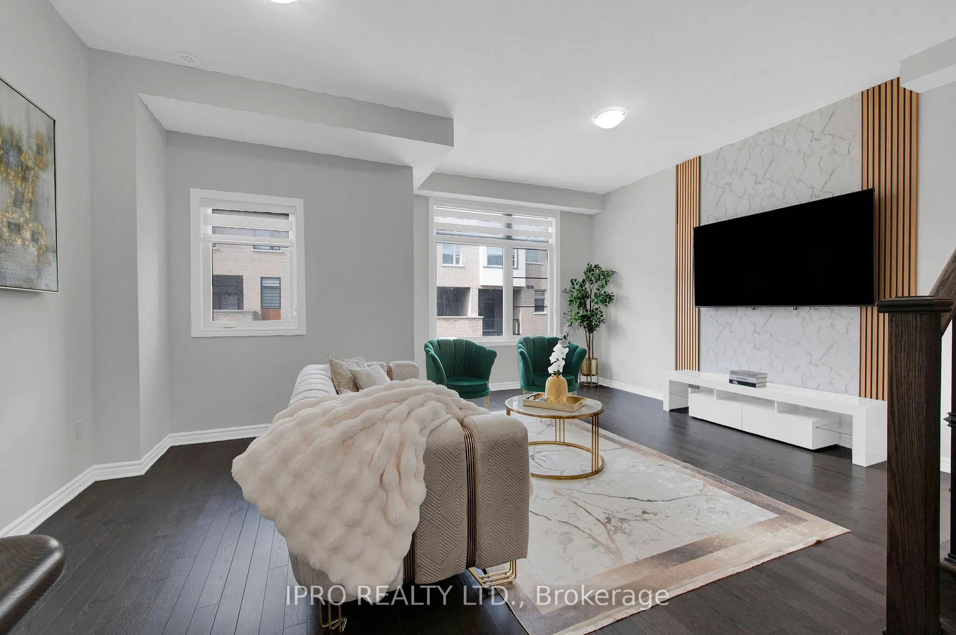 Photo 15 of 80 Inverary Crescent, Vaughan, Elder Mills — HOMEH
