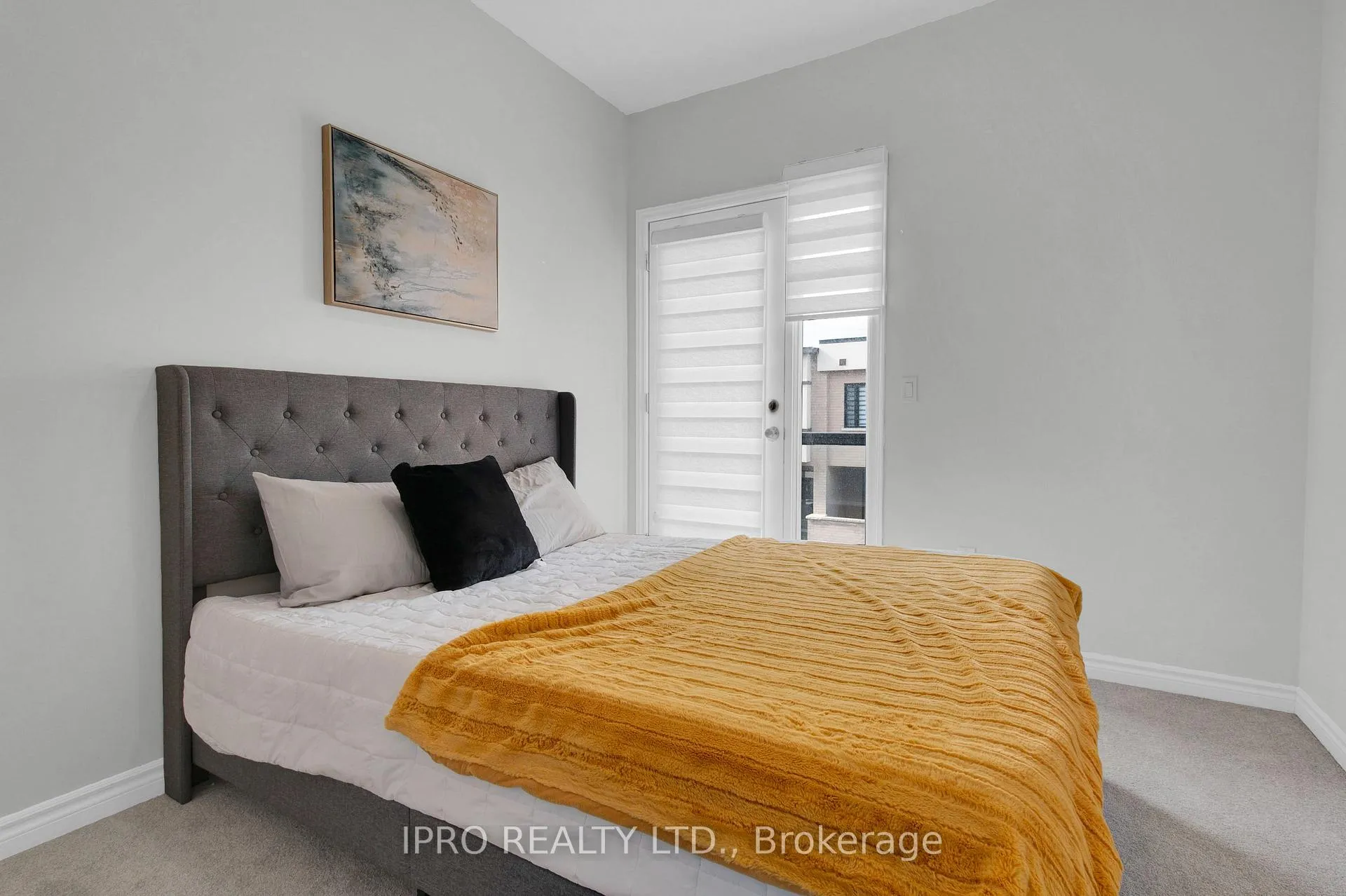 Photo 29 of 80 Inverary Crescent, Vaughan, Elder Mills — HOMEH