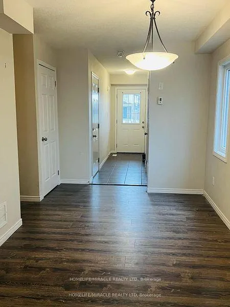 Photo 2 of 578 Blair Creek Drive, Kitchener — HOMEH