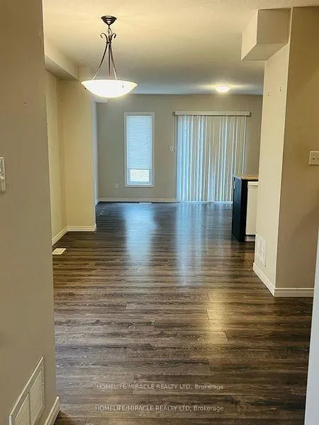 Photo 3 of 578 Blair Creek Drive, Kitchener — HOMEH