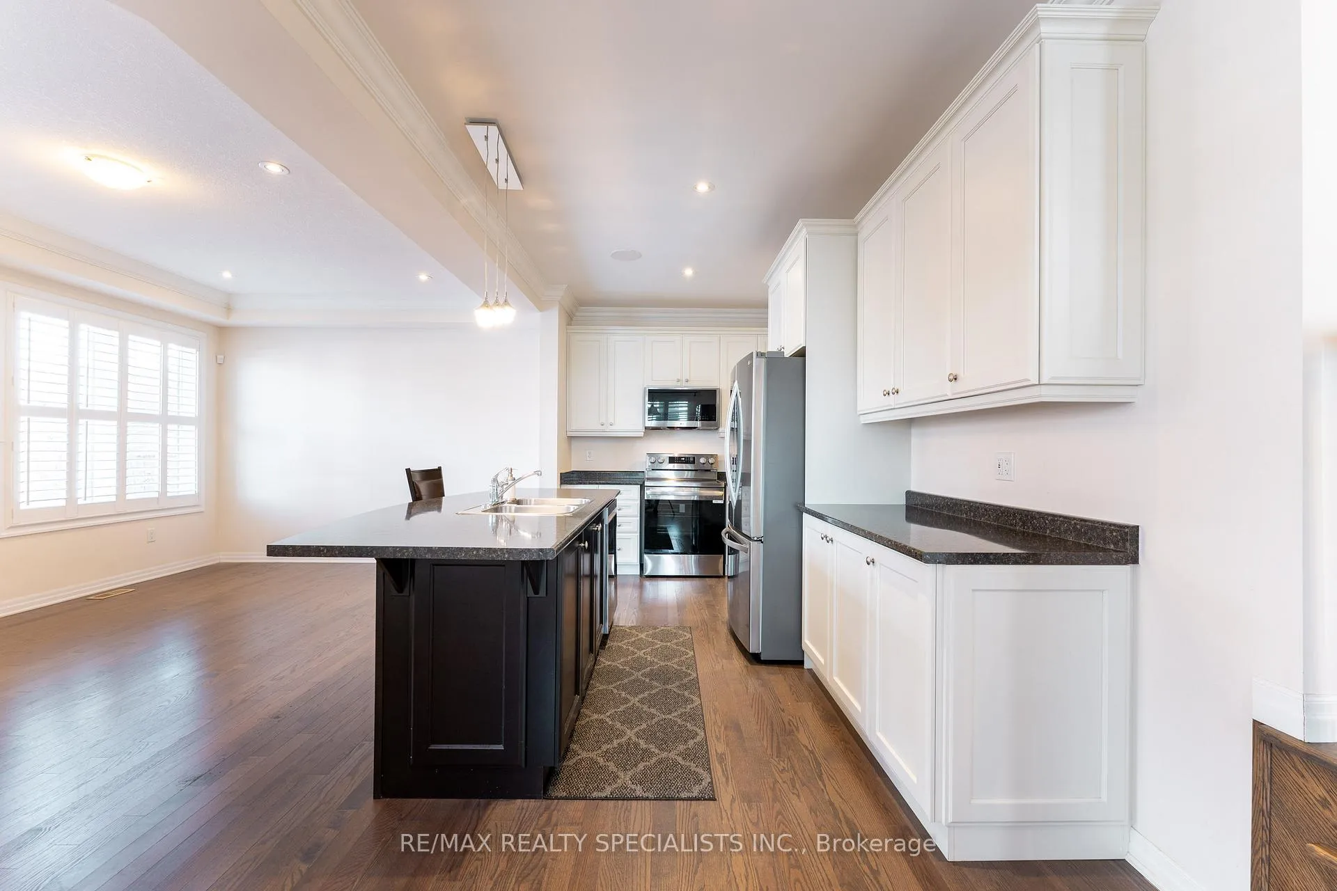 Photo 15 of 246 Spring Creek Drive, Hamilton, Waterdown — HOMEH