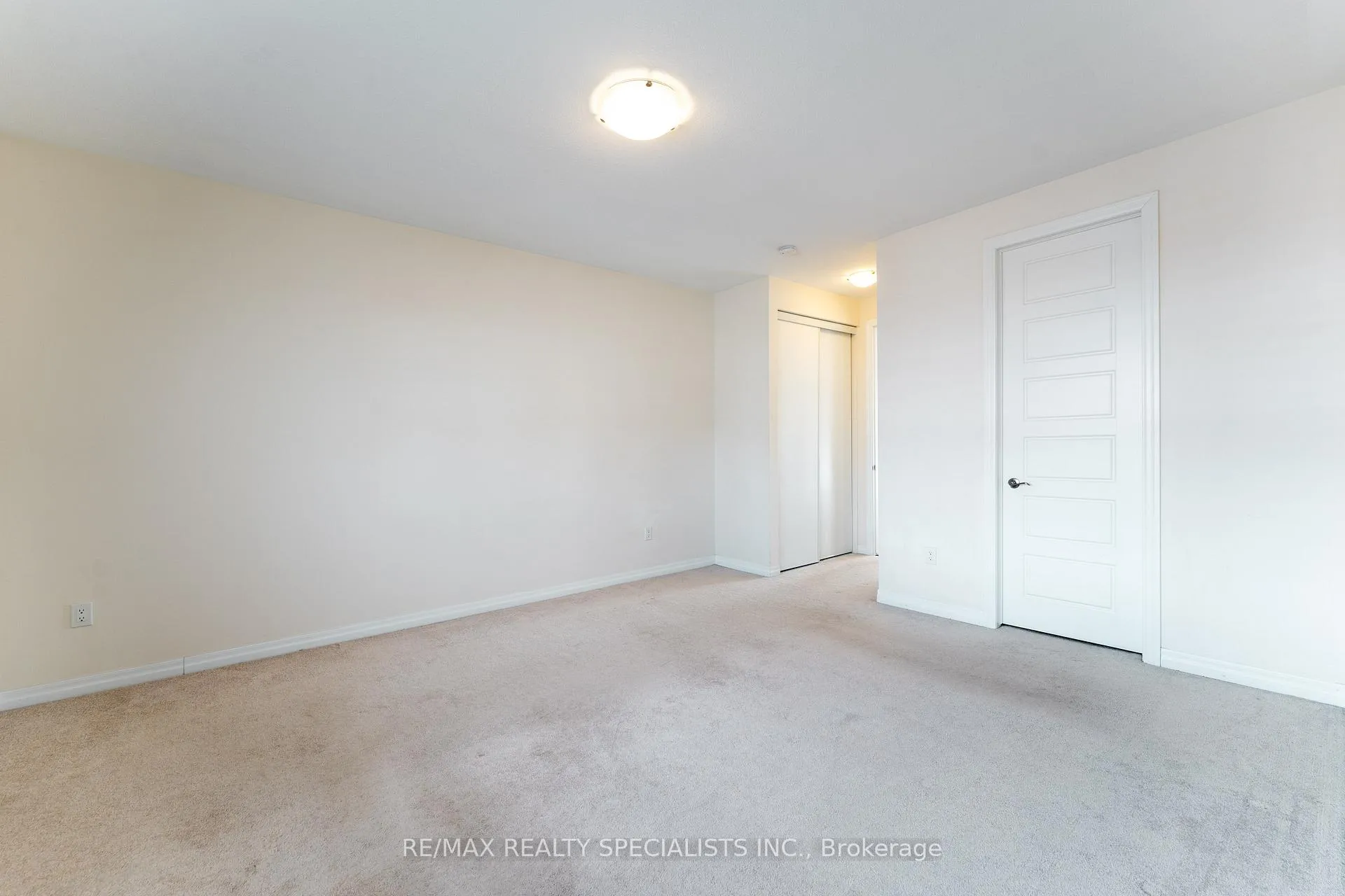 Photo 28 of 246 Spring Creek Drive, Hamilton, Waterdown — HOMEH