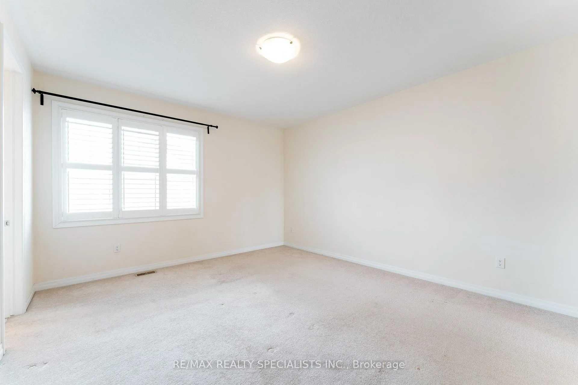 Photo 30 of 246 Spring Creek Drive, Hamilton, Waterdown — HOMEH