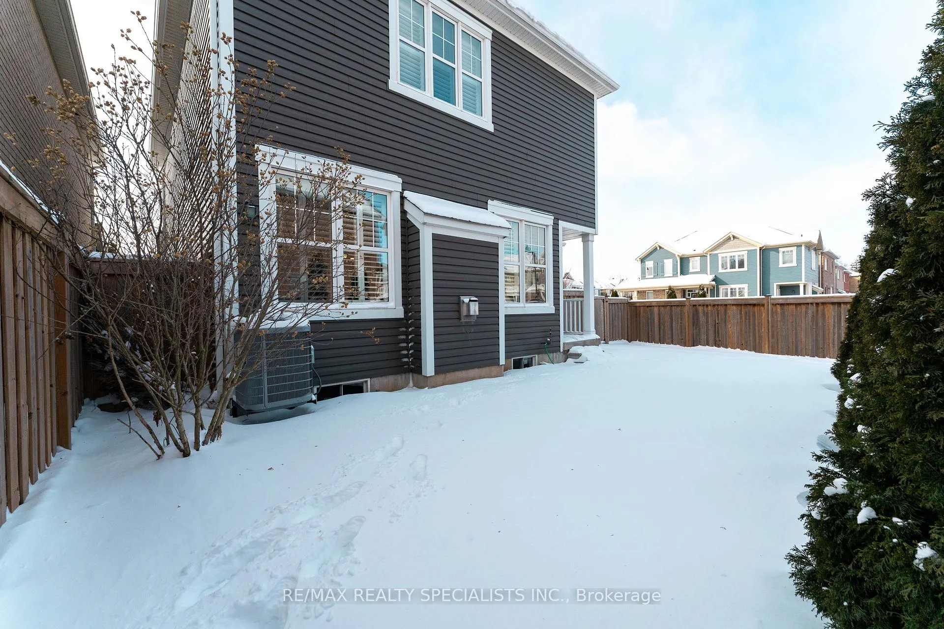 Photo 36 of 246 Spring Creek Drive, Hamilton, Waterdown — HOMEH