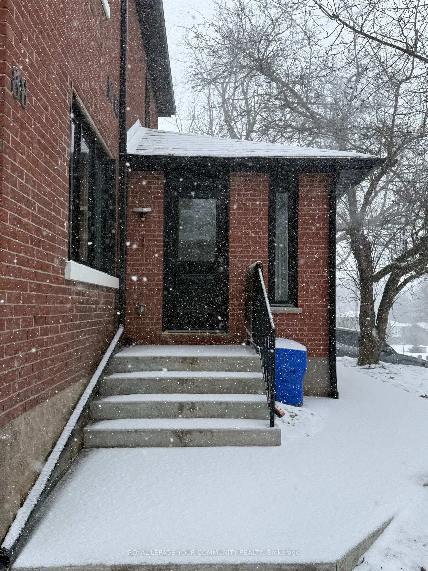 Photo 3 of Unit 4, 88 Spruce Street, Aurora, Aurora Village — HOMEH