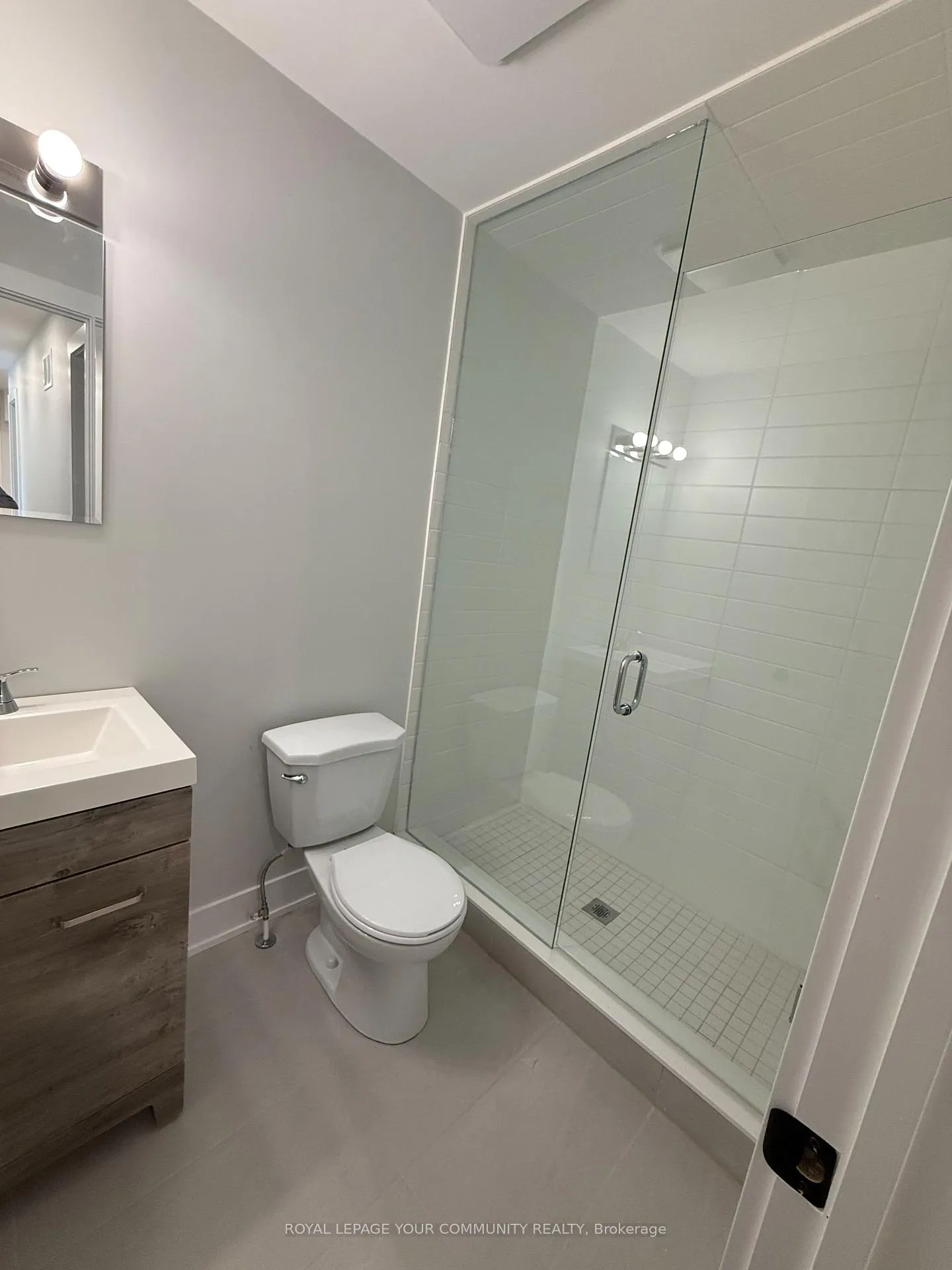 Photo 23 of Unit 4, 88 Spruce Street, Aurora, Aurora Village — HOMEH