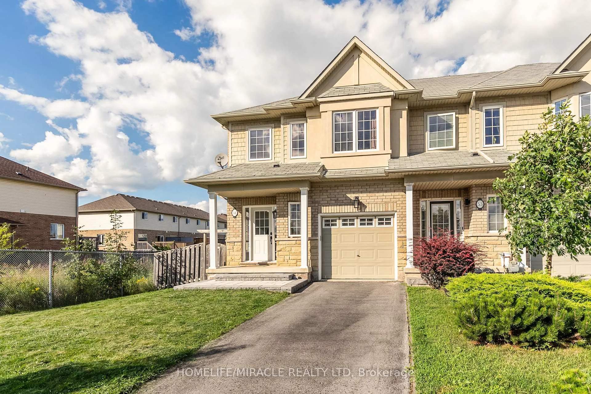 Photo 1 of 51 Palacebeach Trail, Hamilton, Stoney Creek — HOMEH