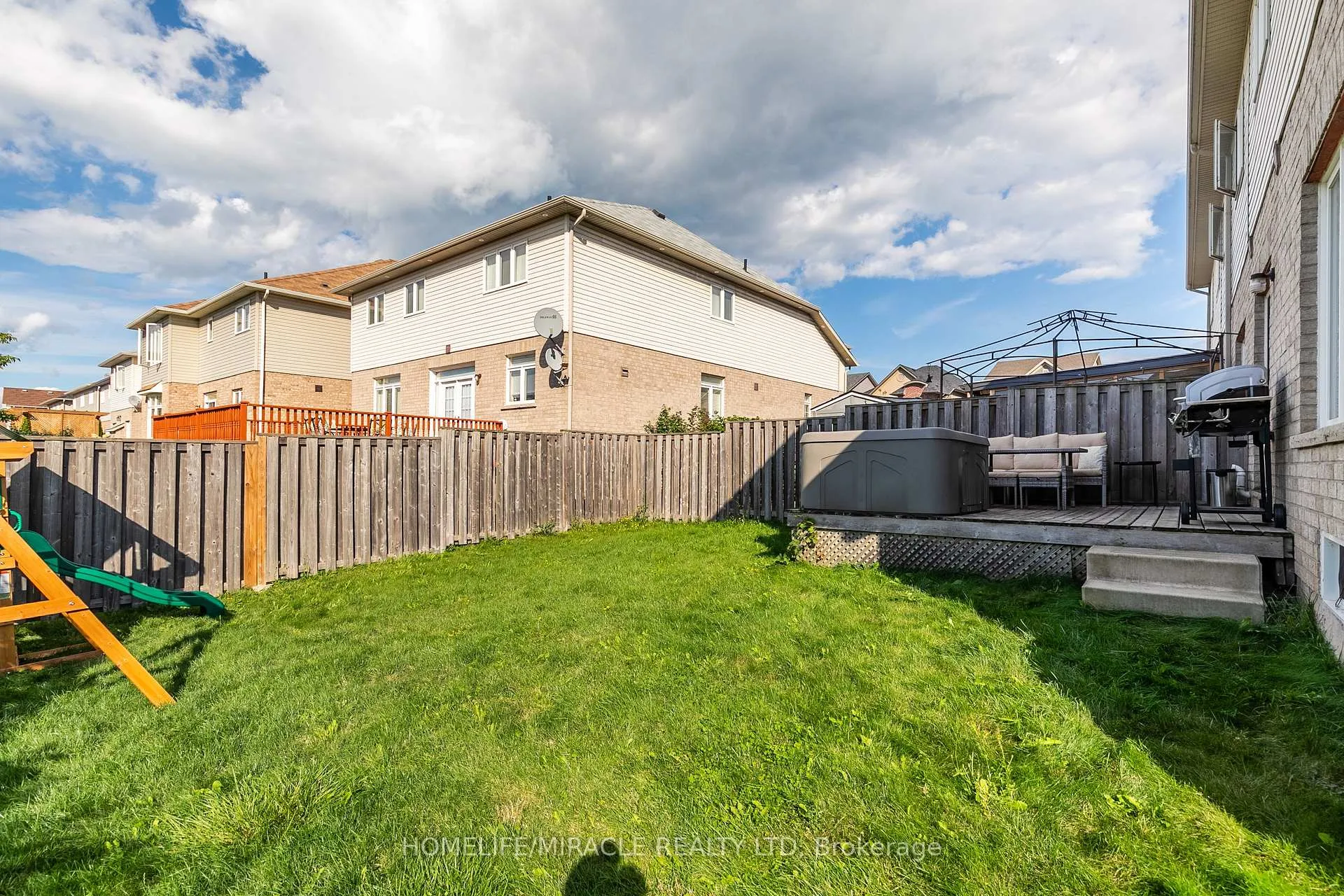 Photo 49 of 51 Palacebeach Trail, Hamilton, Stoney Creek — HOMEH