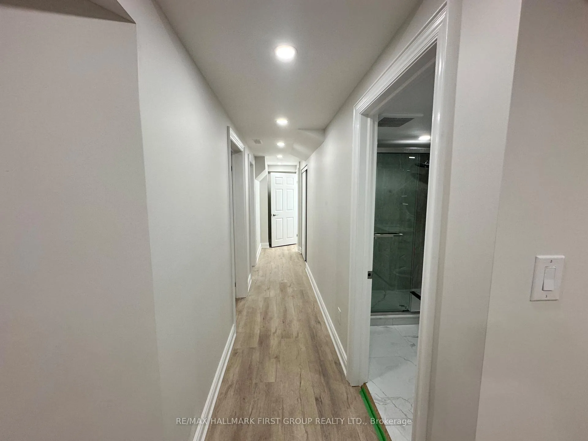 Photo 9 of Unit Lower, 33 Mountainside Crescent, Whitby, Rolling Acres — HOMEH