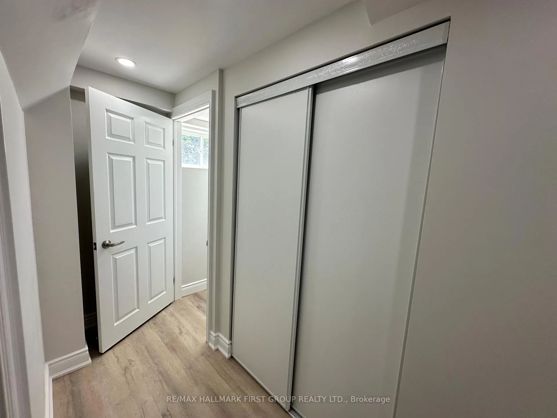 Photo 14 of Unit Lower, 33 Mountainside Crescent, Whitby, Rolling Acres — HOMEH