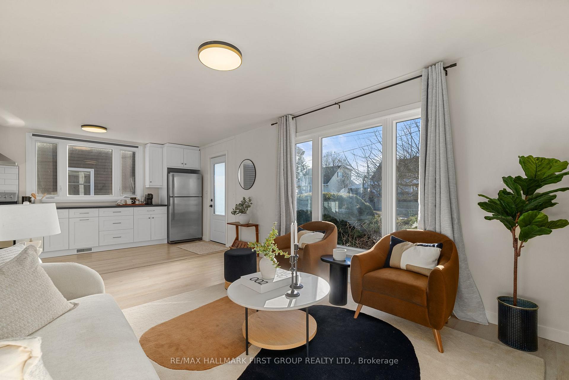 Photo 7 of 138 Burnham Street S, Cobourg — HOMEH