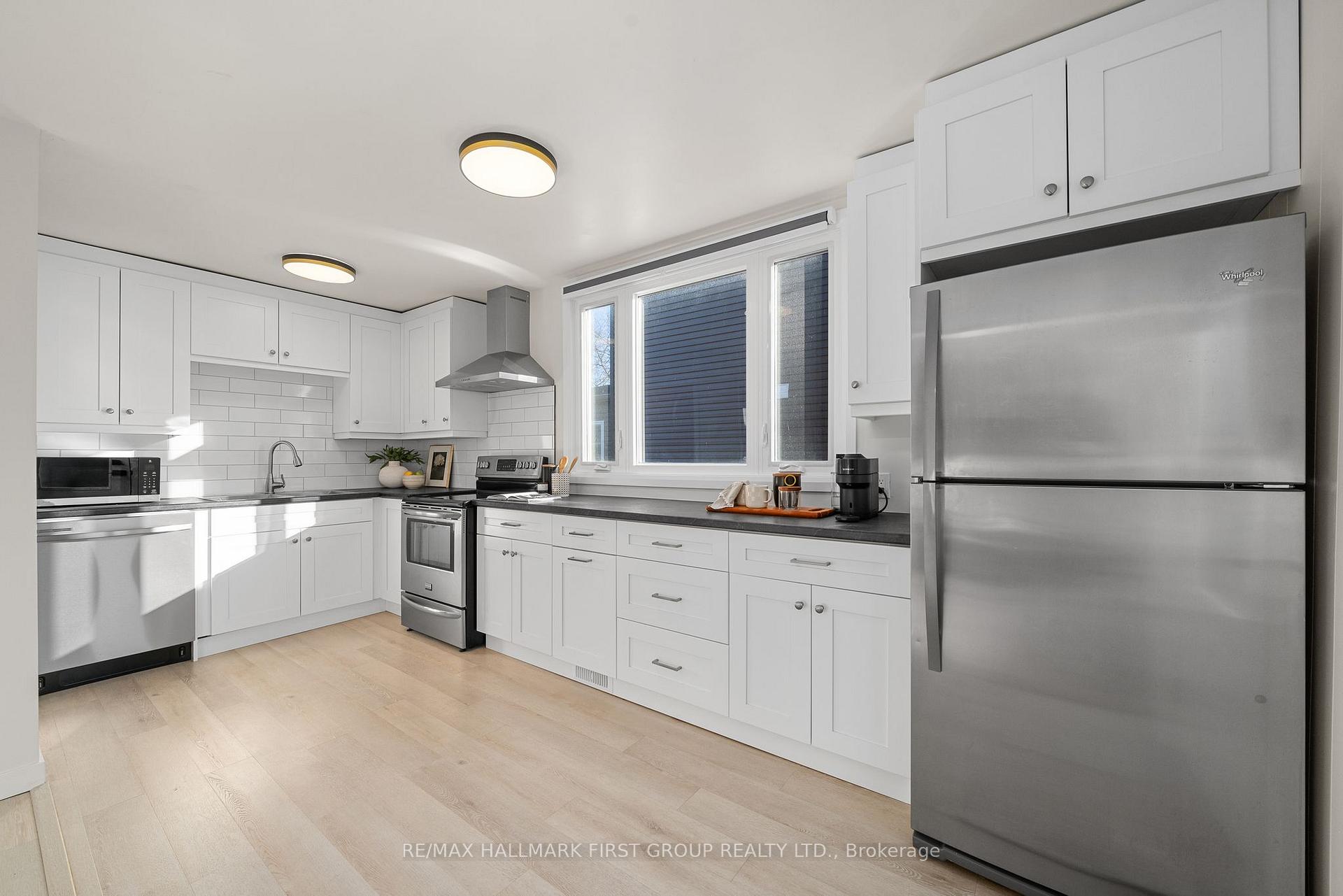 Photo 10 of 138 Burnham Street S, Cobourg — HOMEH