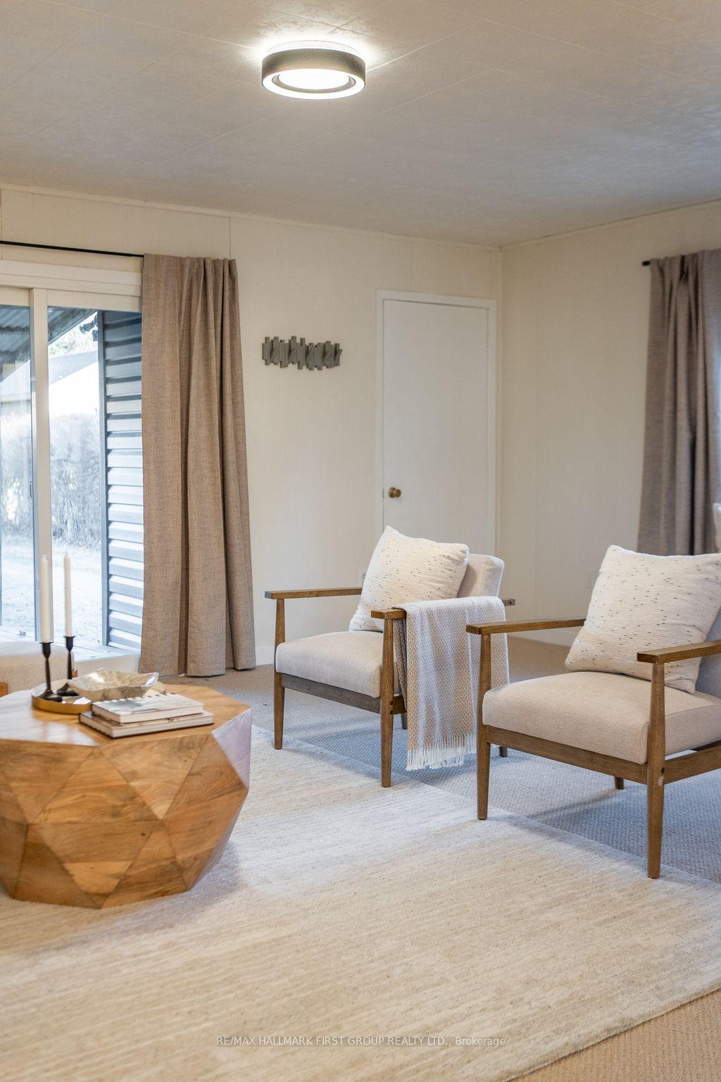 Photo 24 of 138 Burnham Street S, Cobourg — HOMEH