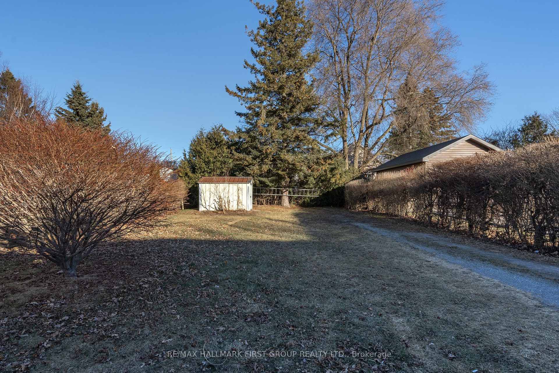 Photo 37 of 138 Burnham Street S, Cobourg — HOMEH