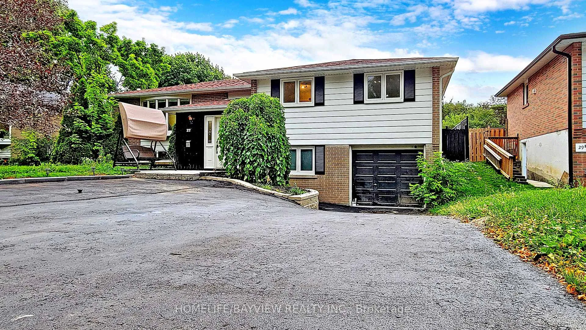 Photo 1 of 27 Hill Drive, Aurora, Hills of St Andrew — HOMEH