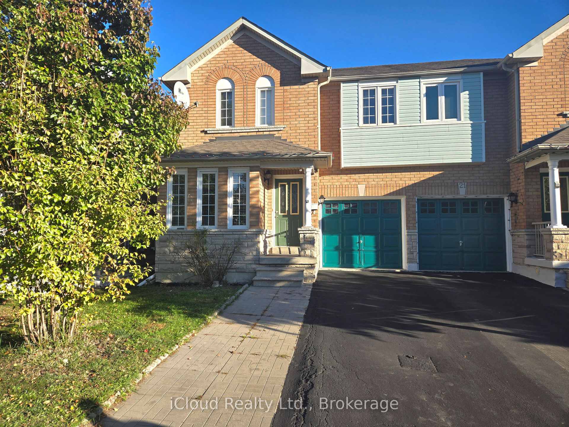 Front of 23 Streamside Lane