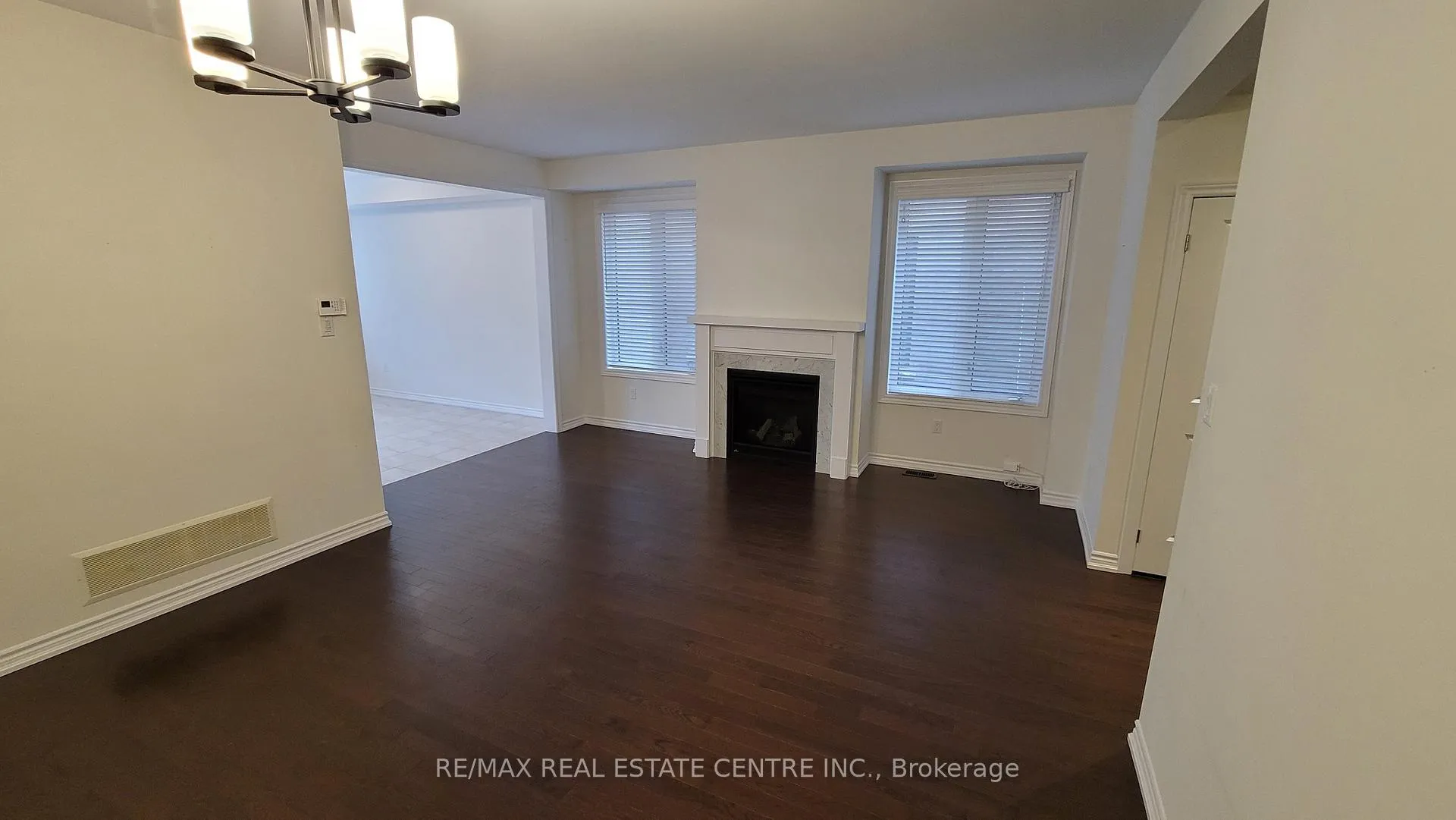 Photo 2 of 6 Coho Drive, Whitby, Lynde Creek — HOMEH