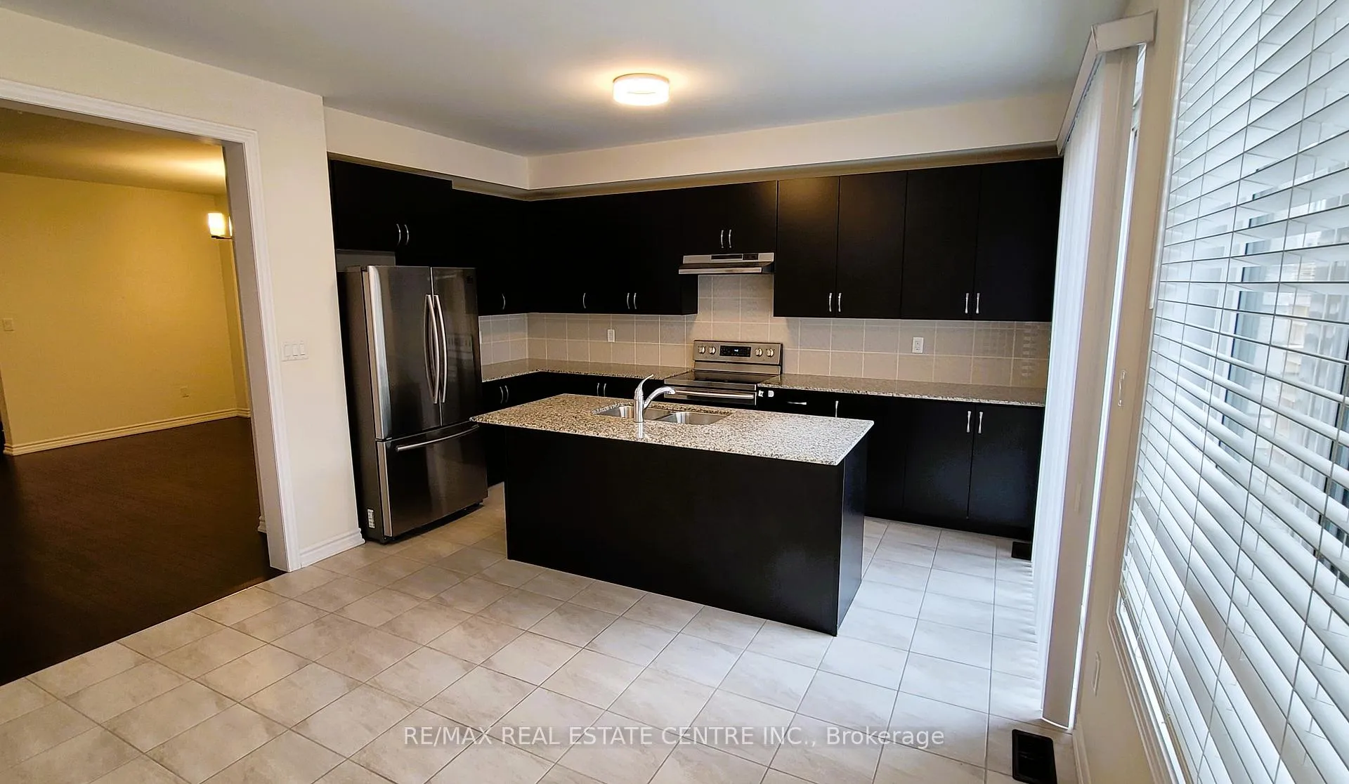 Photo 5 of 6 Coho Drive, Whitby, Lynde Creek — HOMEH