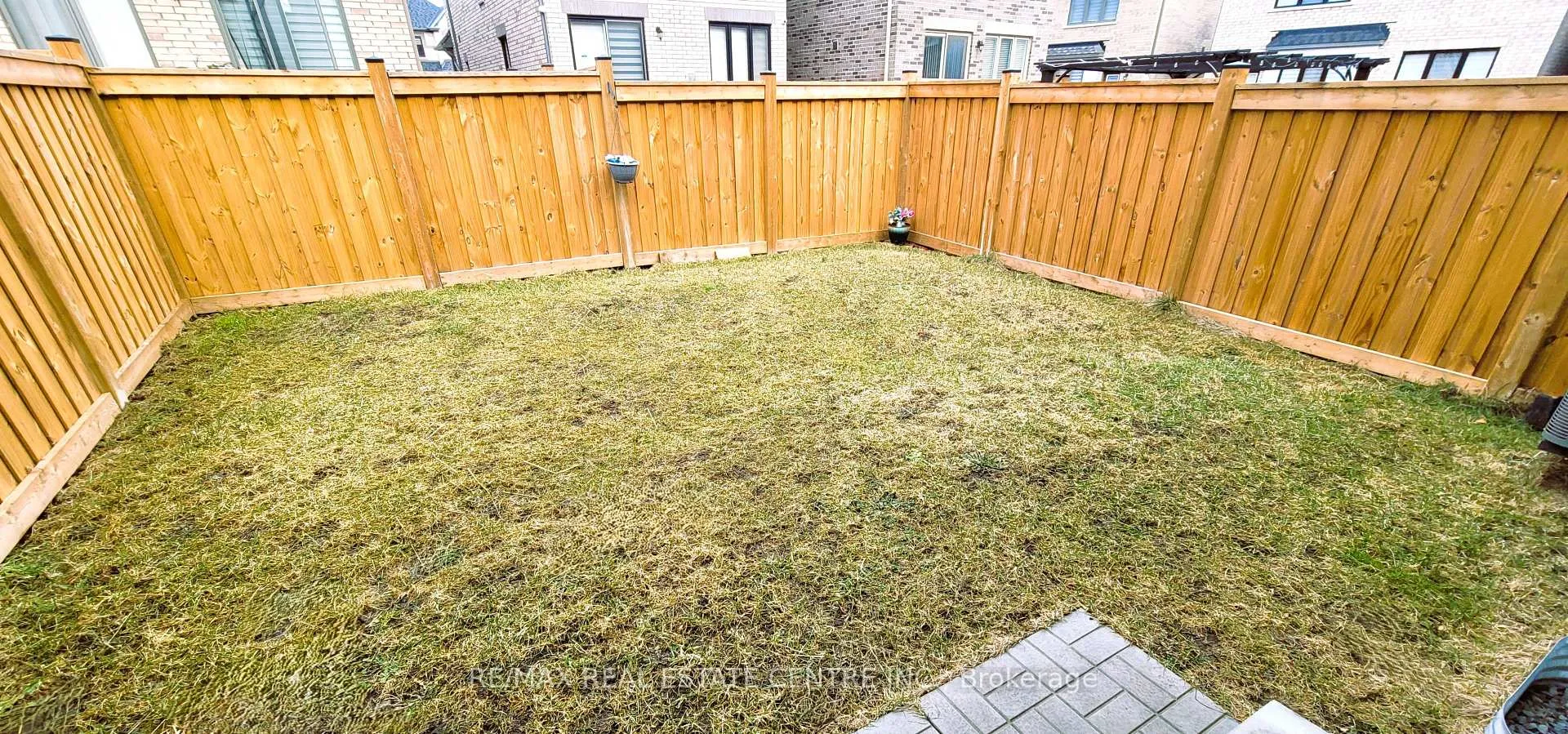 Photo 22 of 6 Coho Drive, Whitby, Lynde Creek — HOMEH