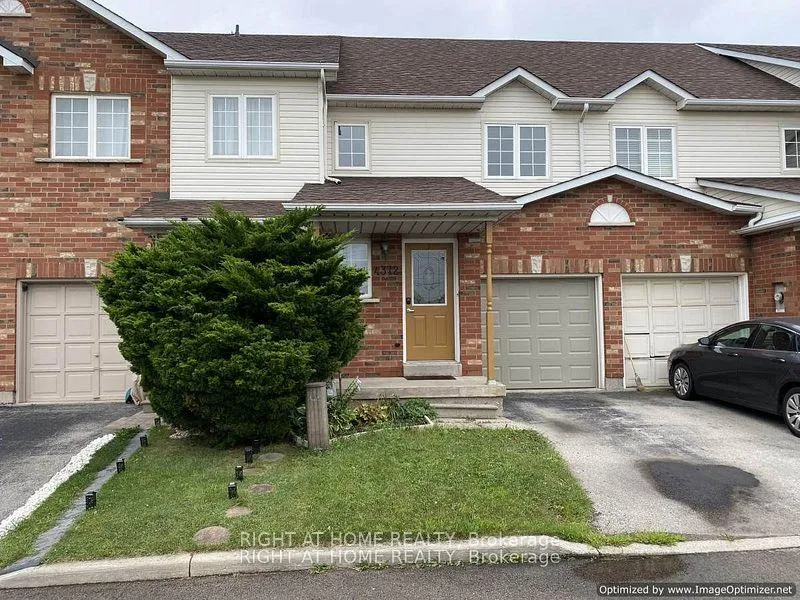 Front of 4372 Fairview Street