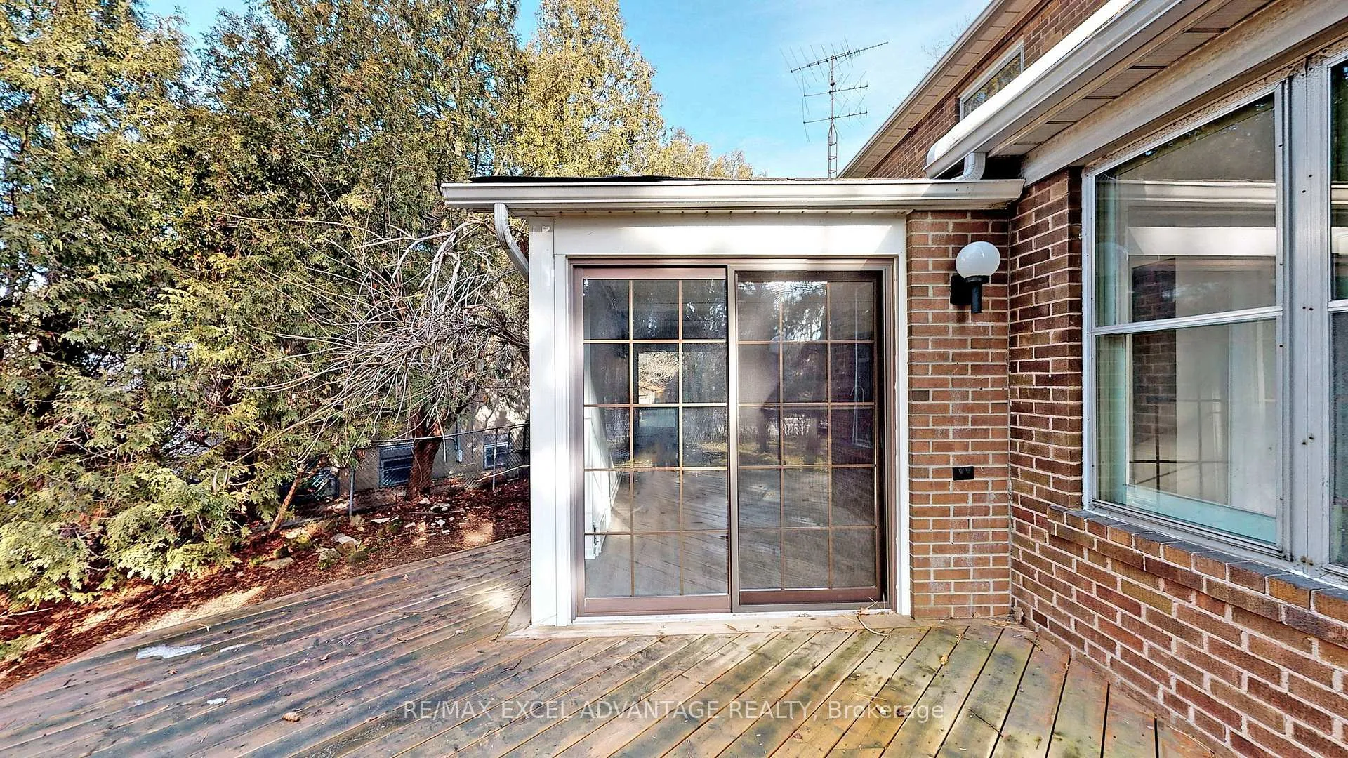 Photo 20 of 2 Sandringham Drive, Toronto, Bedford Park-Nortown — HOMEH