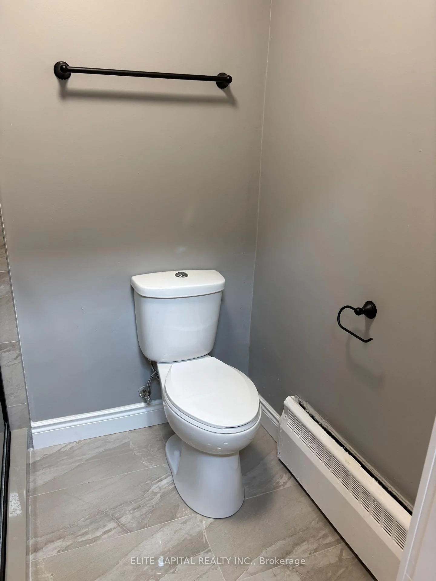 Photo 4 of Unit Unit B, 2183 Danforth Avenue, Toronto, East End-Danforth — HOMEH