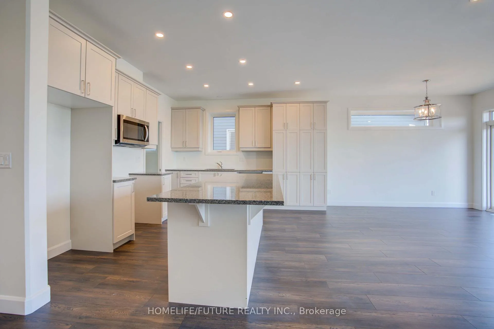 Photo 3 of 30 Walden Pond Drive, Loyalist, Amherstview — HOMEH