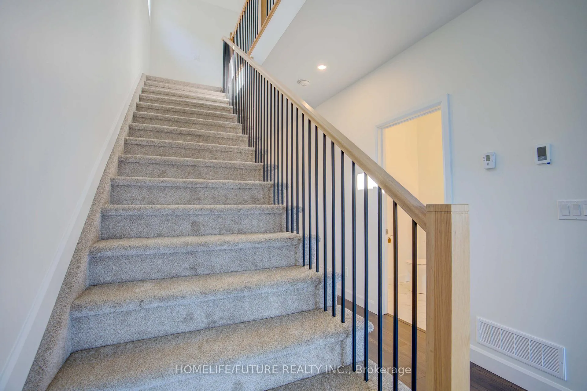Photo 10 of 30 Walden Pond Drive, Loyalist, Amherstview — HOMEH
