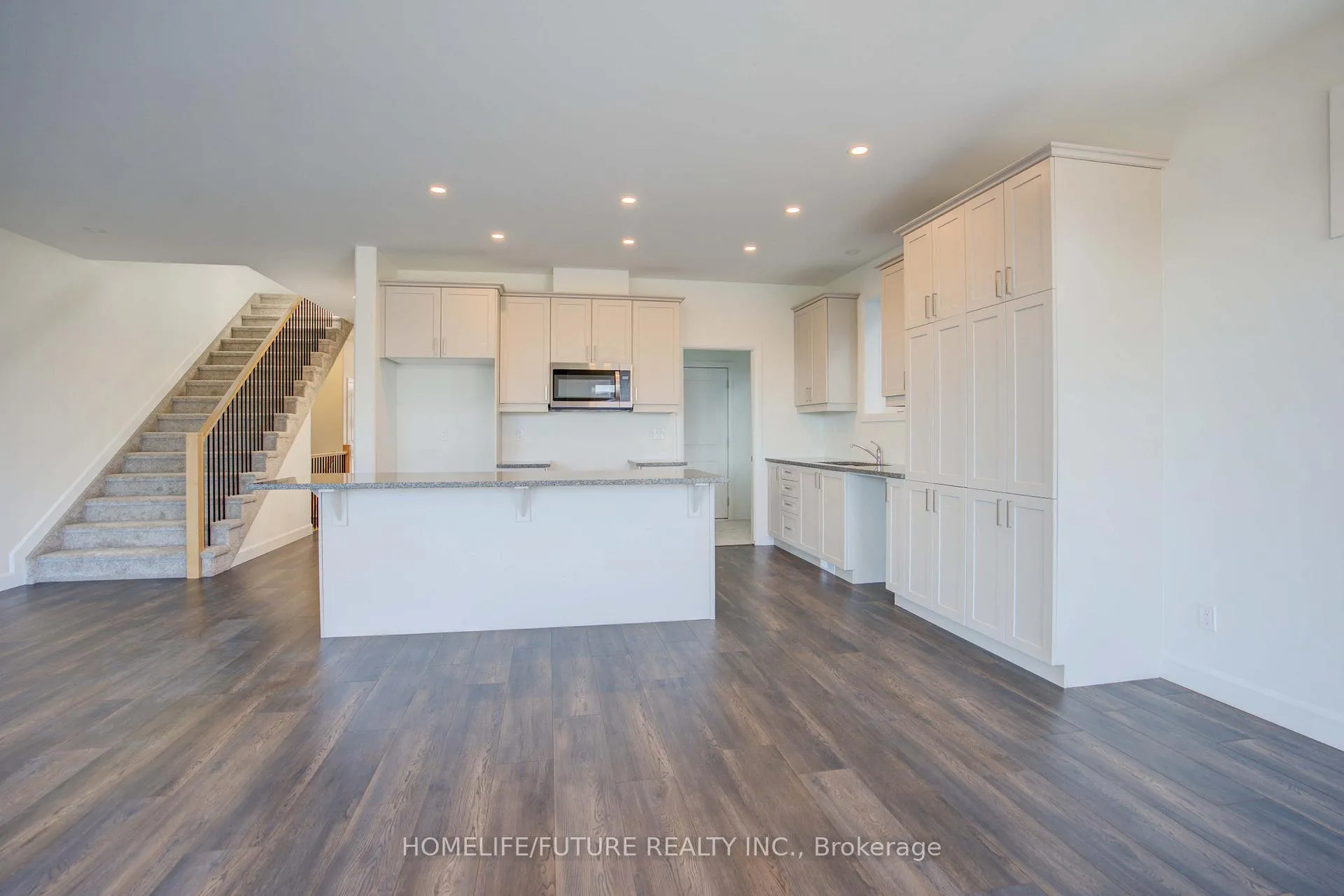 Photo 12 of 30 Walden Pond Drive, Loyalist, Amherstview — HOMEH