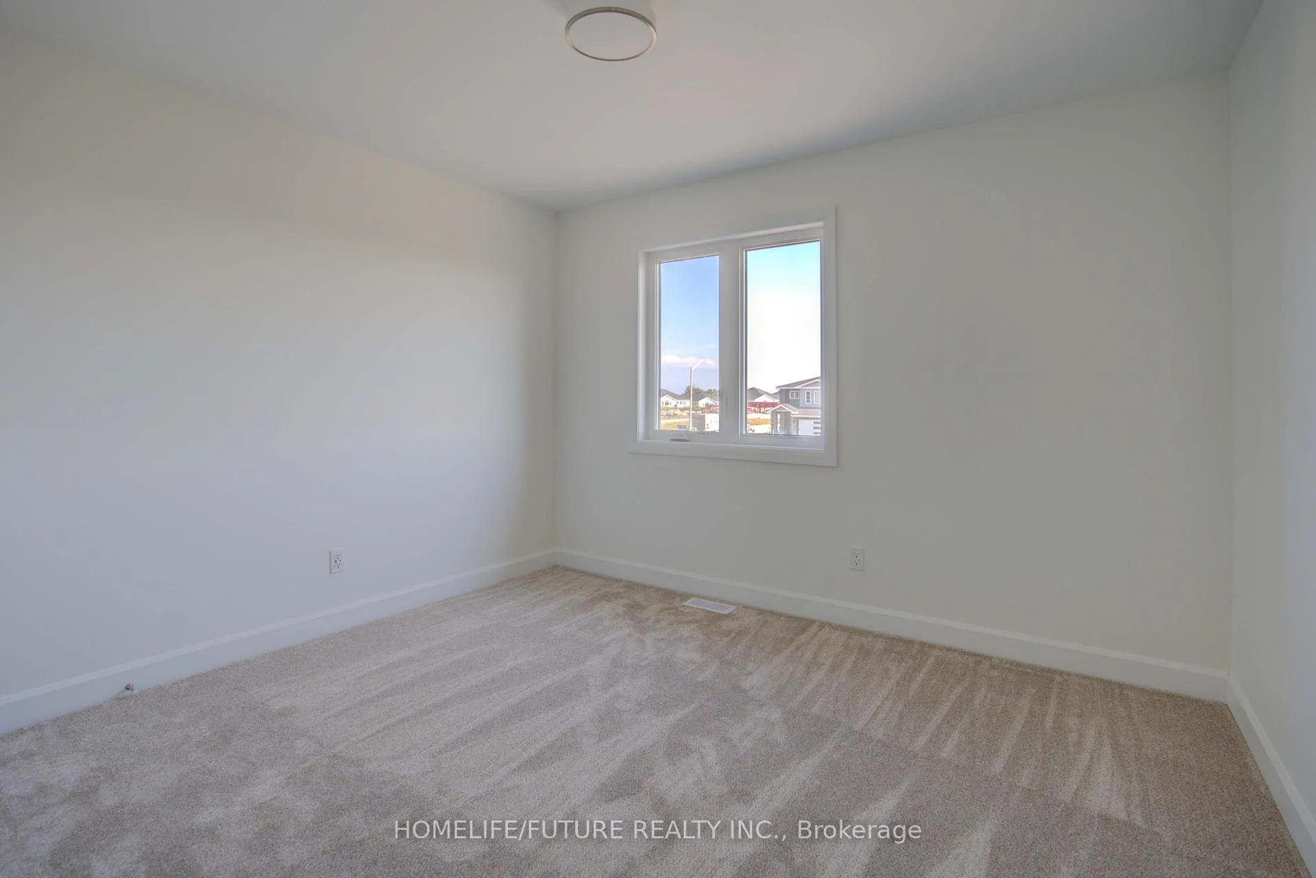 Photo 18 of 30 Walden Pond Drive, Loyalist, Amherstview — HOMEH