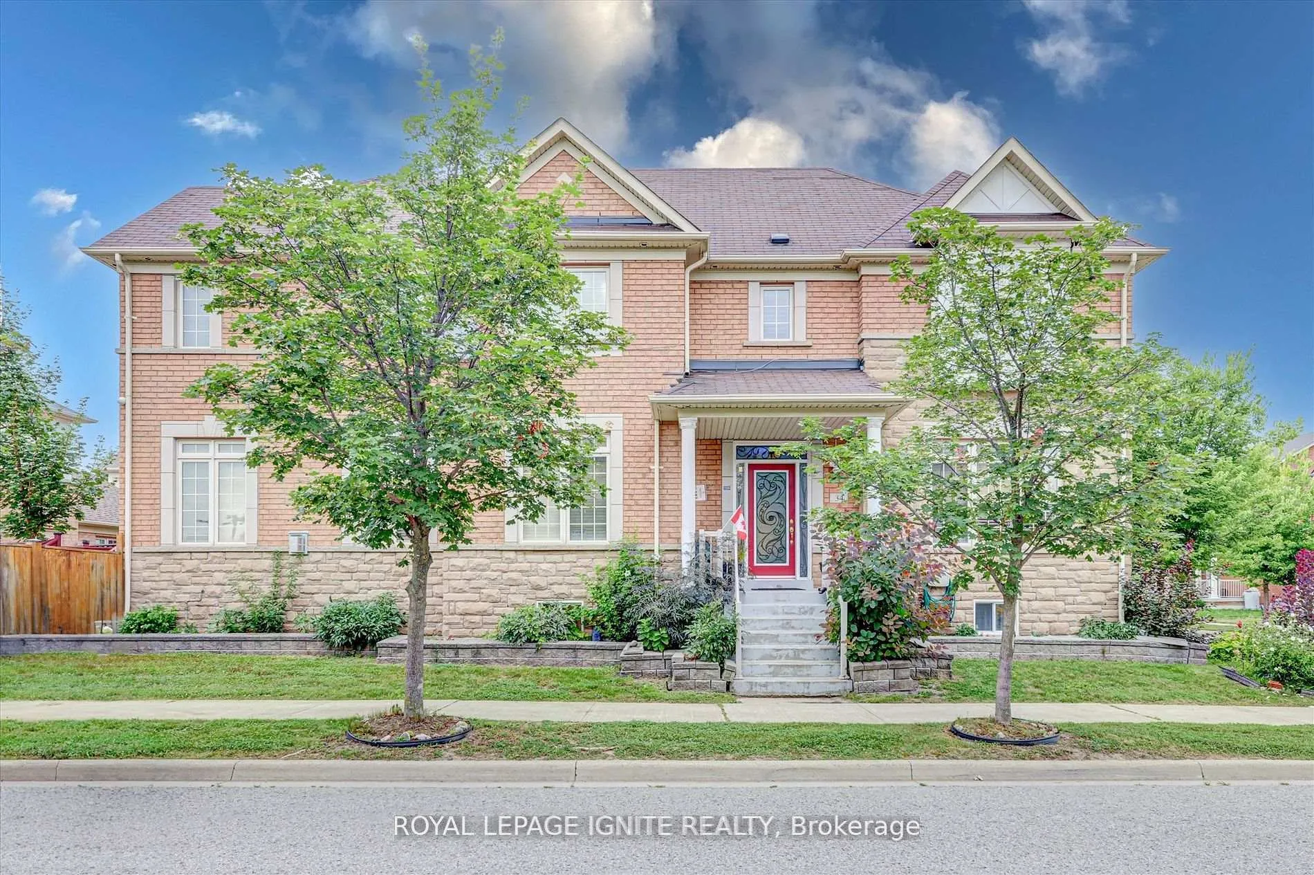 Photo 2 of Unit Bsmt, 34 Wildmoor Street, Markham, Cornell — HOMEH