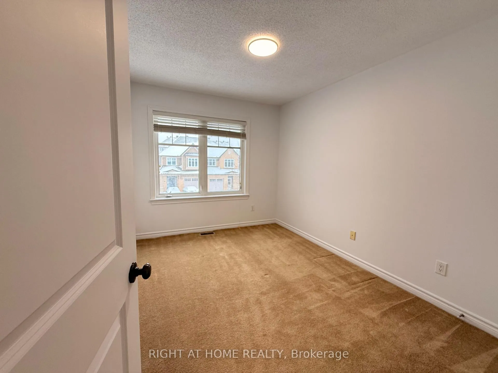 Photo 23 of 412 Stalwart Crescent, Ottawa, Blossom Park/Kemp Park/Findlay Creek — HOMEH