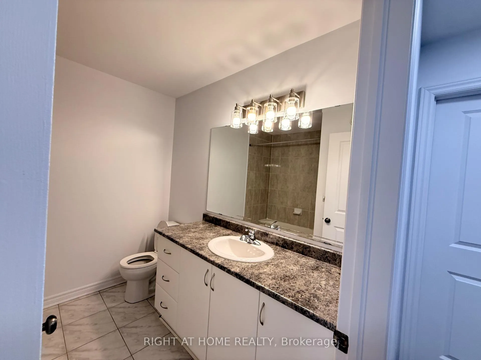 Photo 28 of 412 Stalwart Crescent, Ottawa, Blossom Park/Kemp Park/Findlay Creek — HOMEH