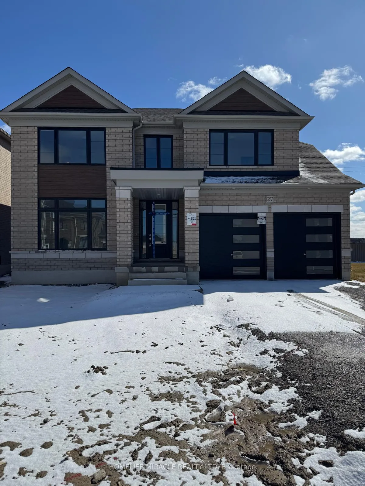 Front of 27 Bluebird Boulevard