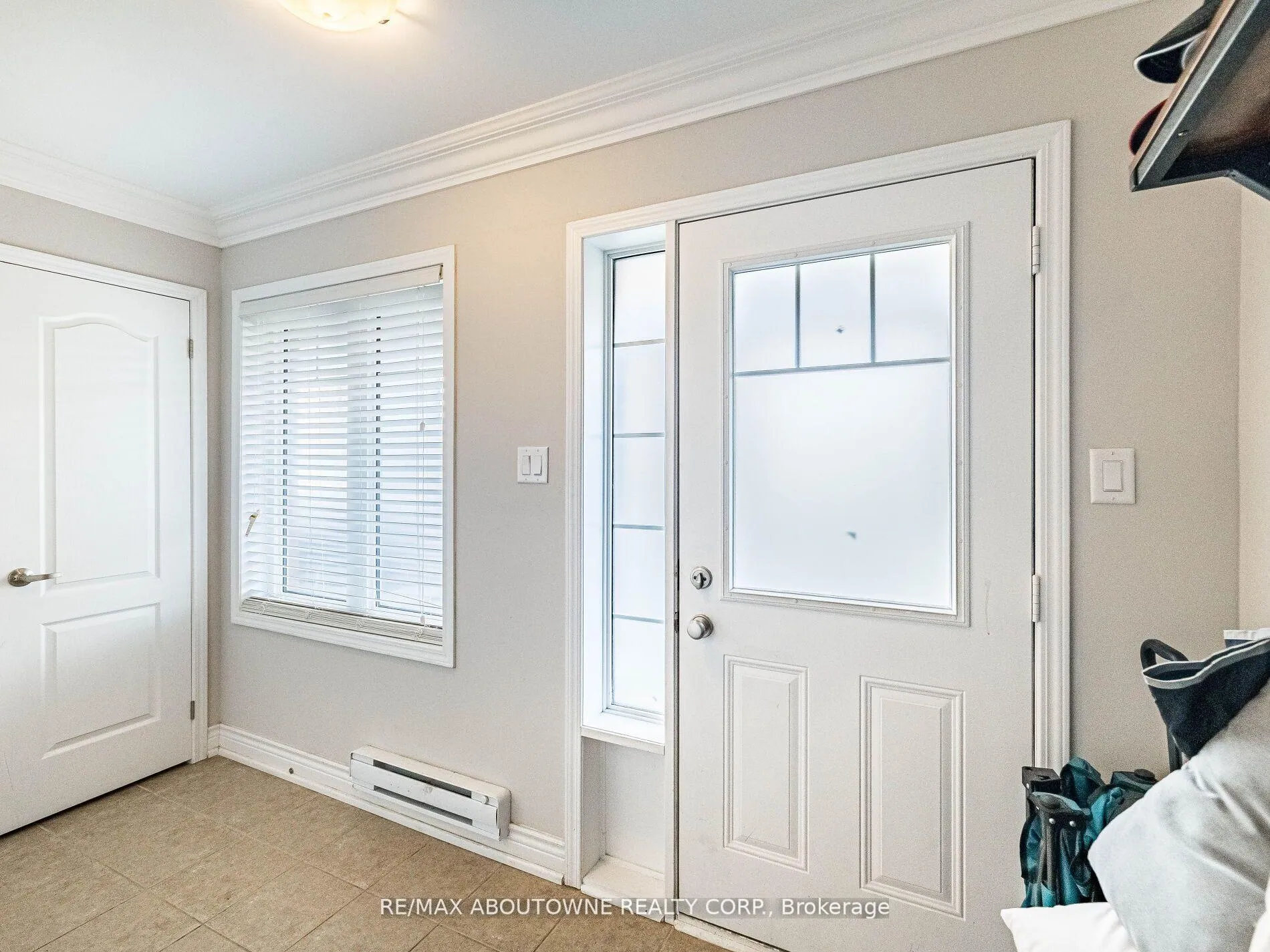 Photo 6 of Unit Unit 29, 6020 Derry Road, Milton, Scott — HOMEH