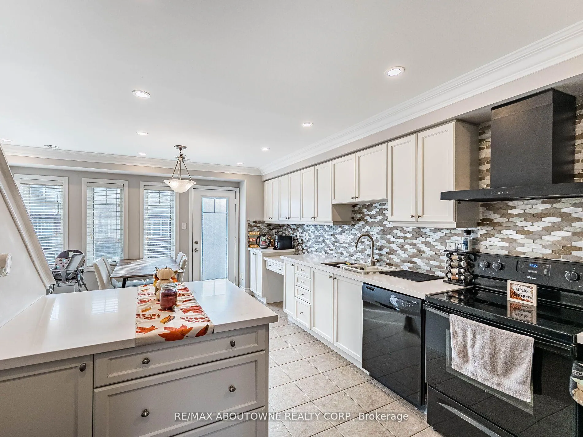 Photo 18 of Unit Unit 29, 6020 Derry Road, Milton, Scott — HOMEH