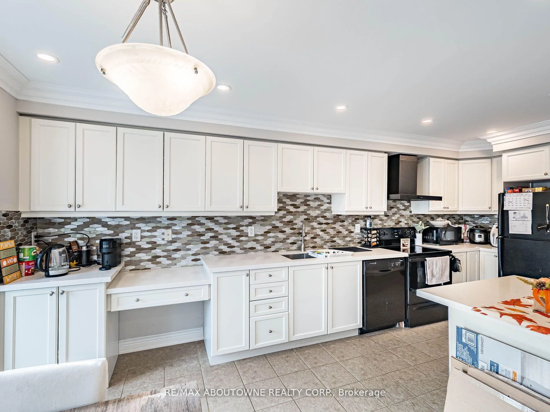 Photo 22 of Unit Unit 29, 6020 Derry Road, Milton, Scott — HOMEH