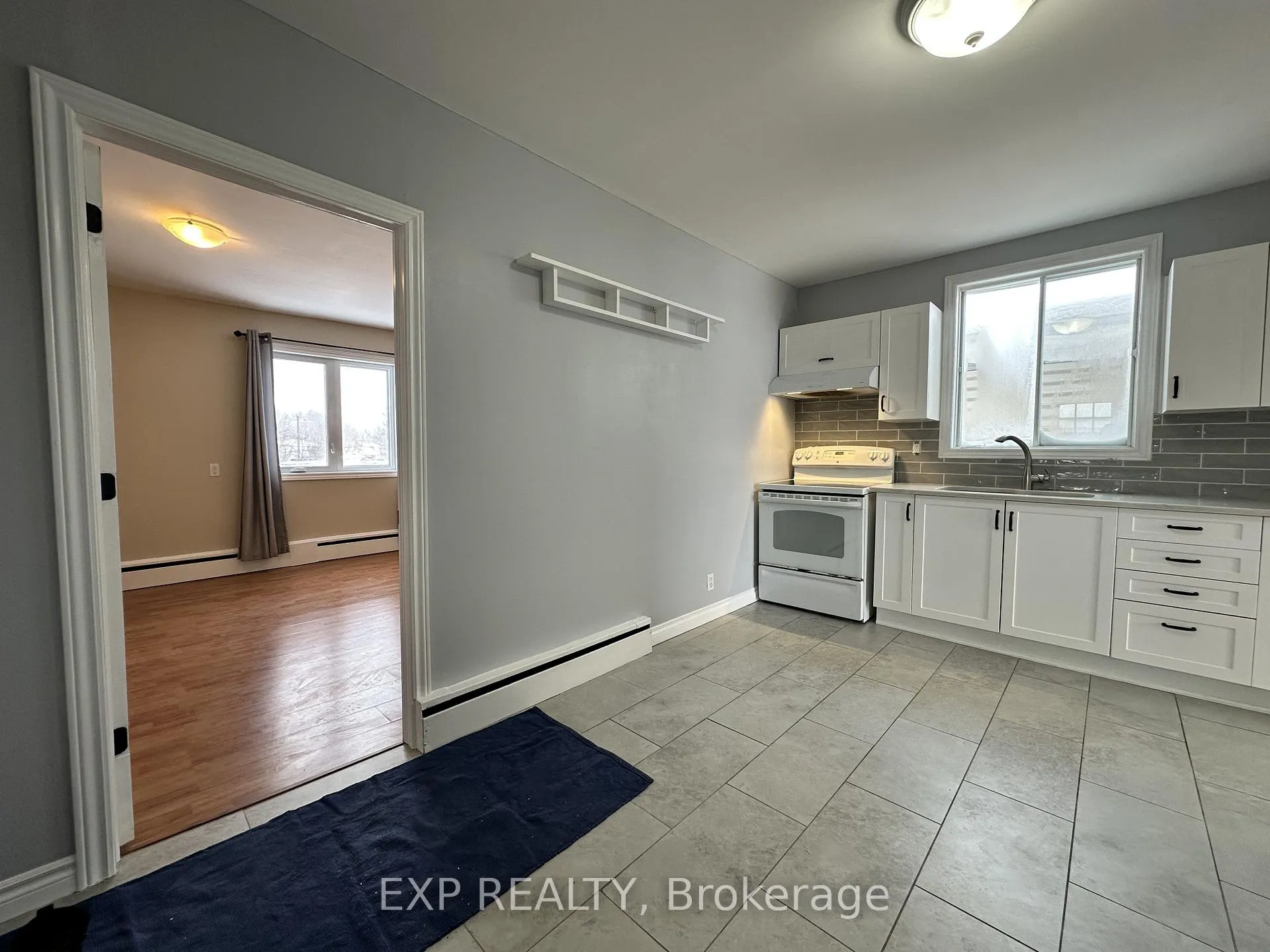 Photo 4 of 294 Joffre-Belanger Way, Ottawa, Vanier — HOMEH
