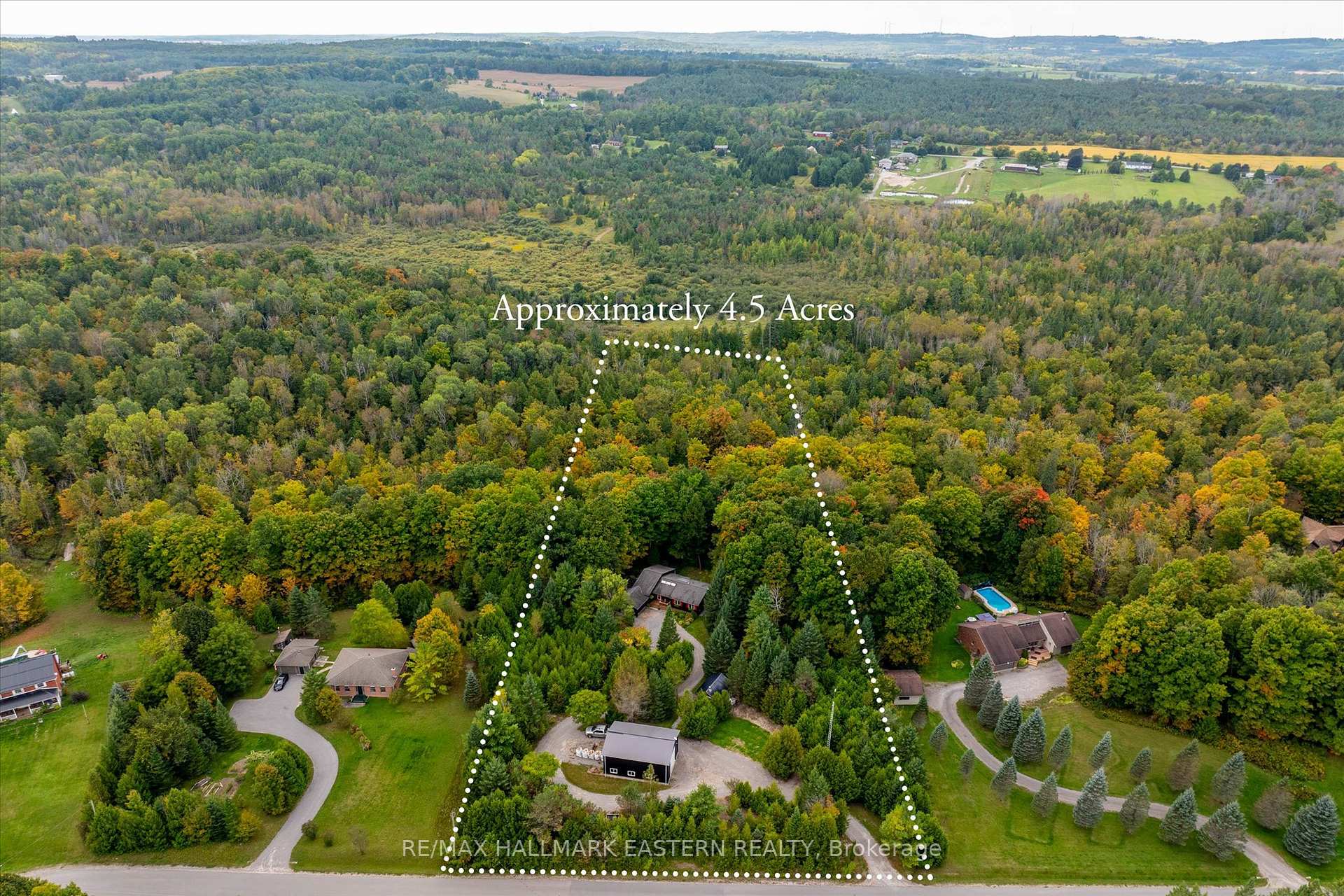 Photo 1 of 1461 Sunset Drive, Cavan Monaghan, Cavan Twp — HOMEH
