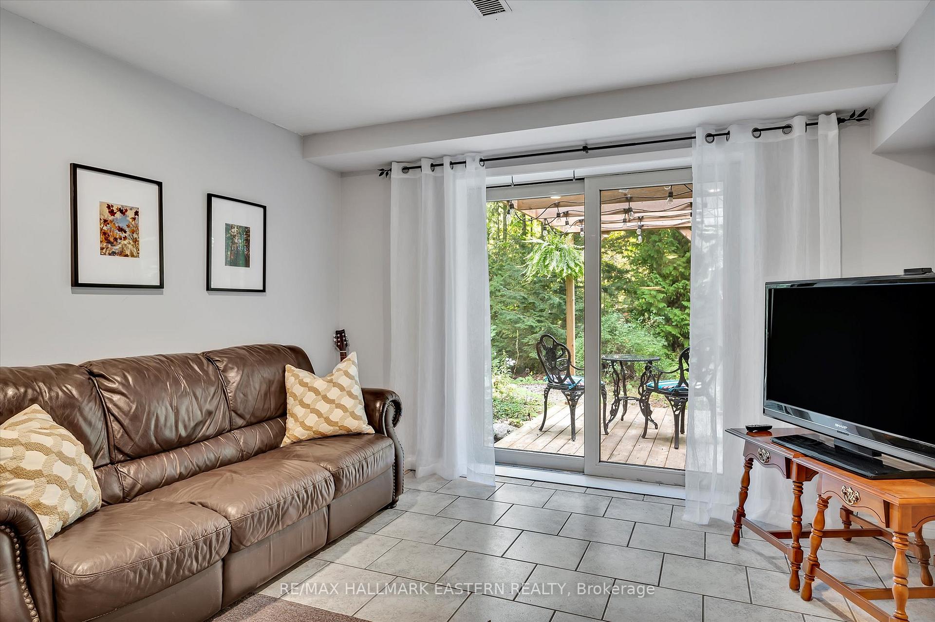 Photo 25 of 1461 Sunset Drive, Cavan Monaghan, Cavan Twp — HOMEH